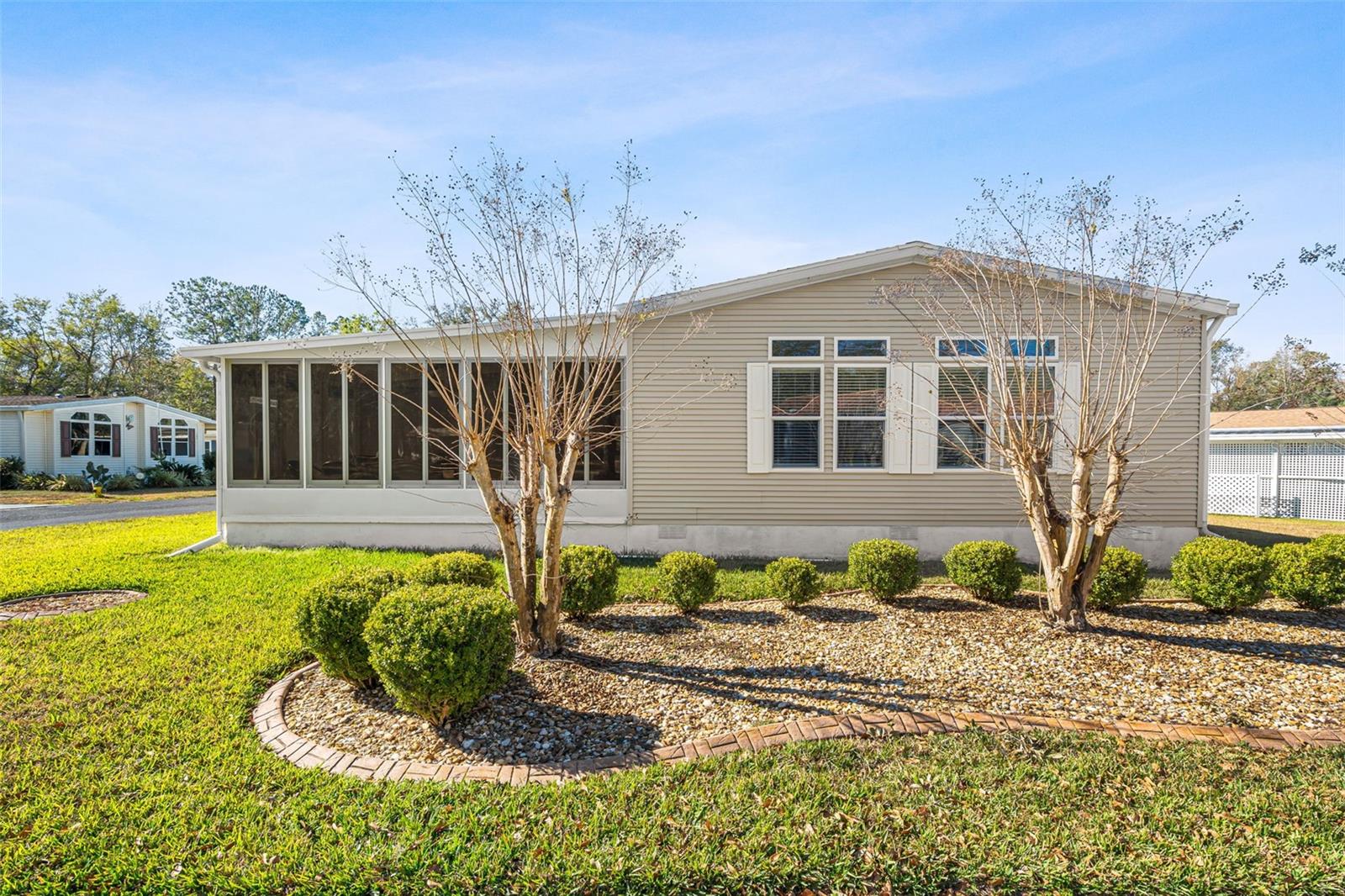 2973 Kingswood Cir Property Photo 1