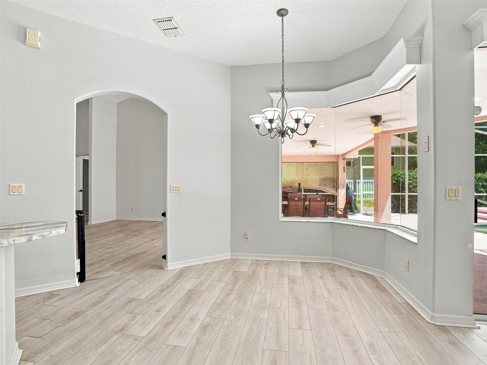 56 Oak Village Blvd Property Photo 14