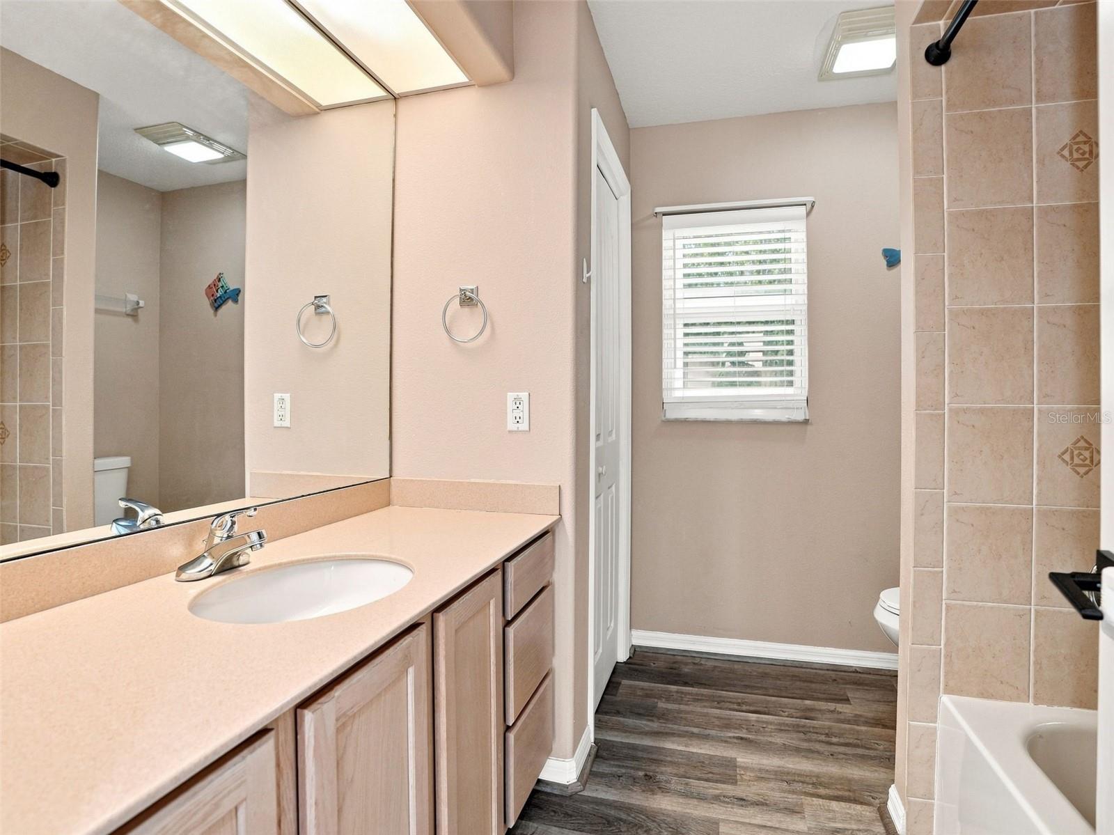 56 Oak Village Blvd Property Photo 21