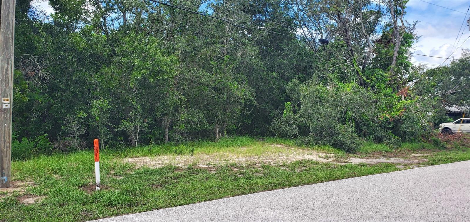 W7889108 Property Photo 2