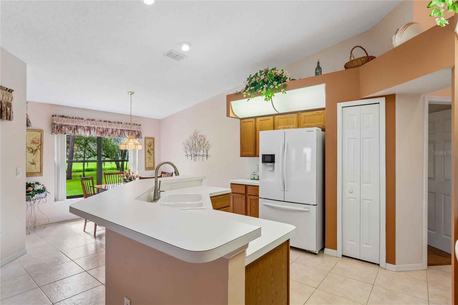 430 Candlestone Ct Property Photo 9