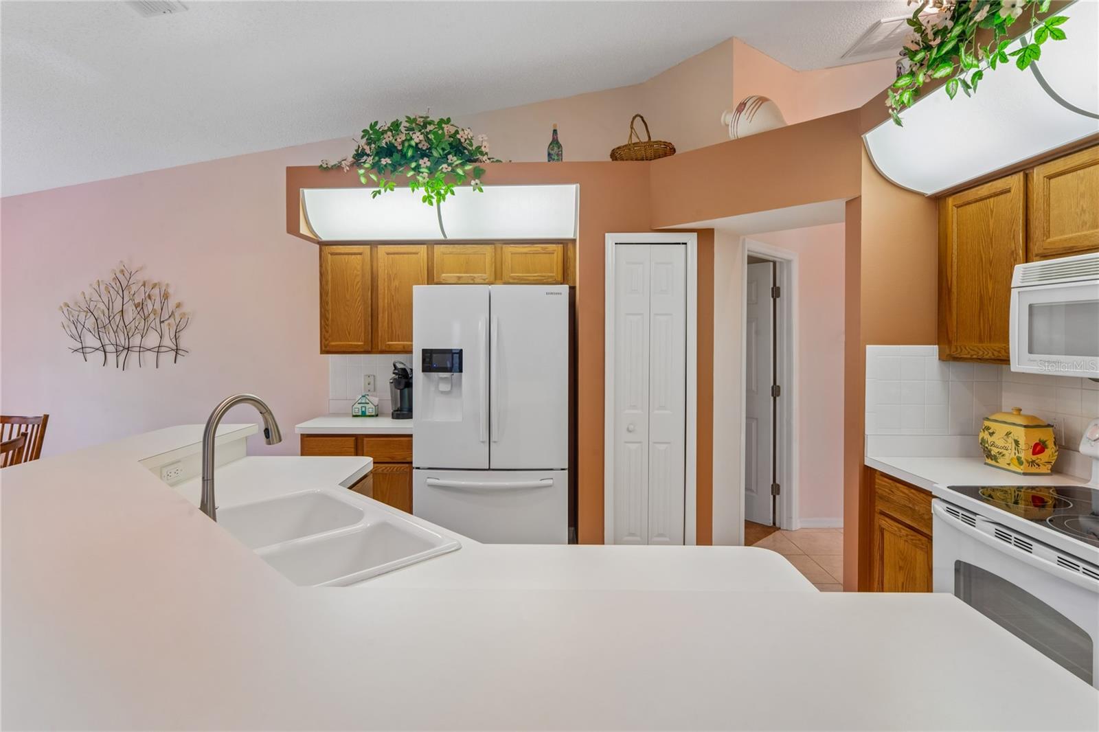 430 Candlestone Ct Property Photo 12