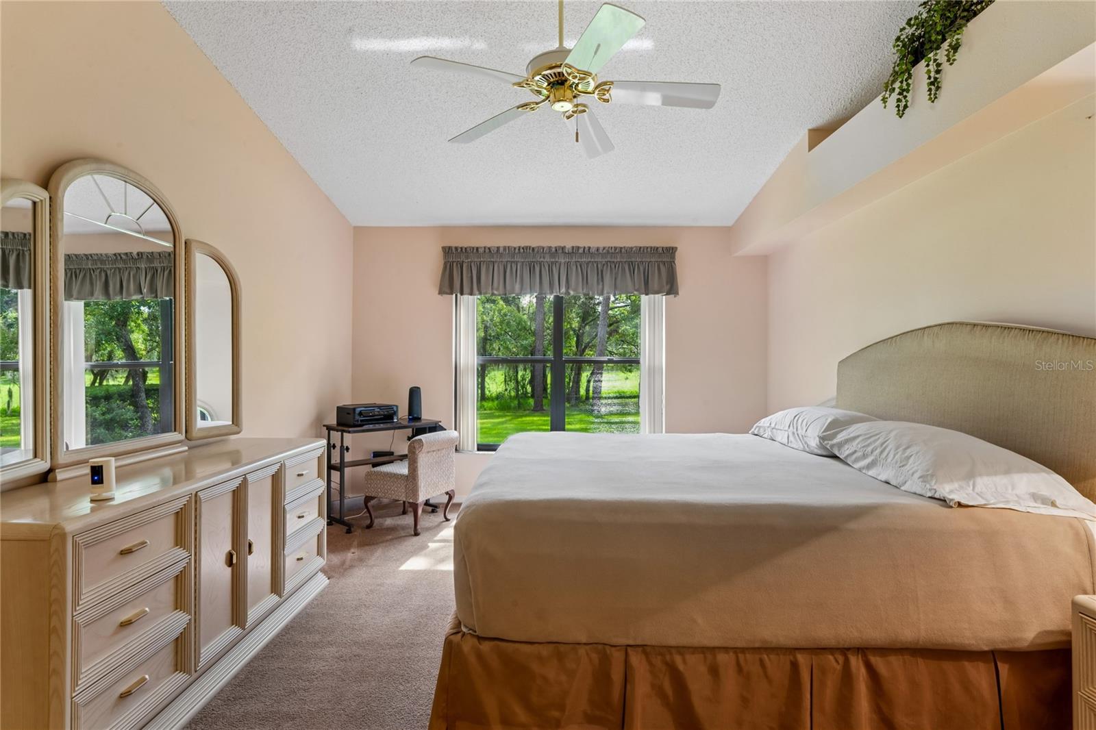 430 Candlestone Ct Property Photo 26