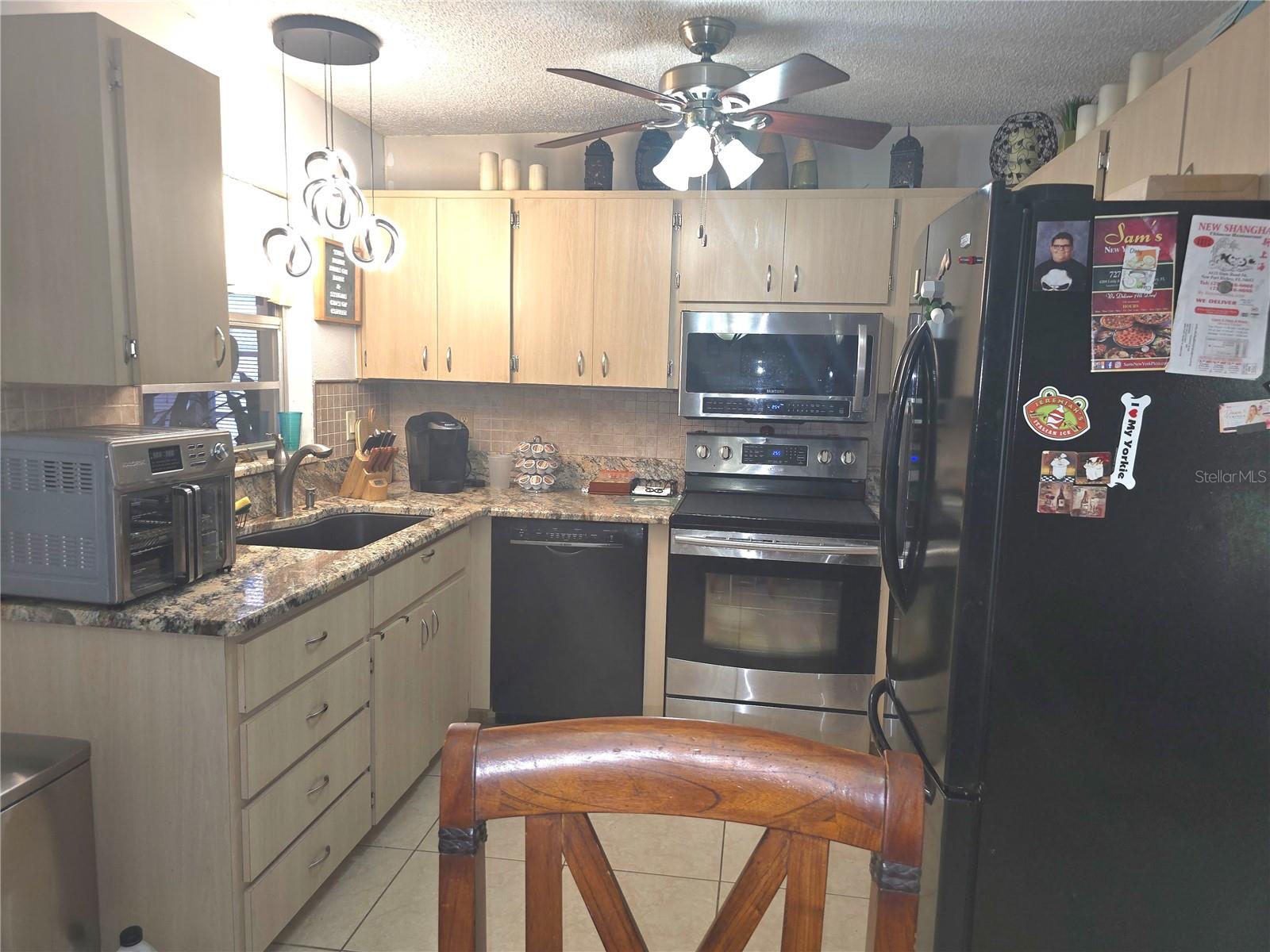 7051 Vallejo Way Property Photo 4