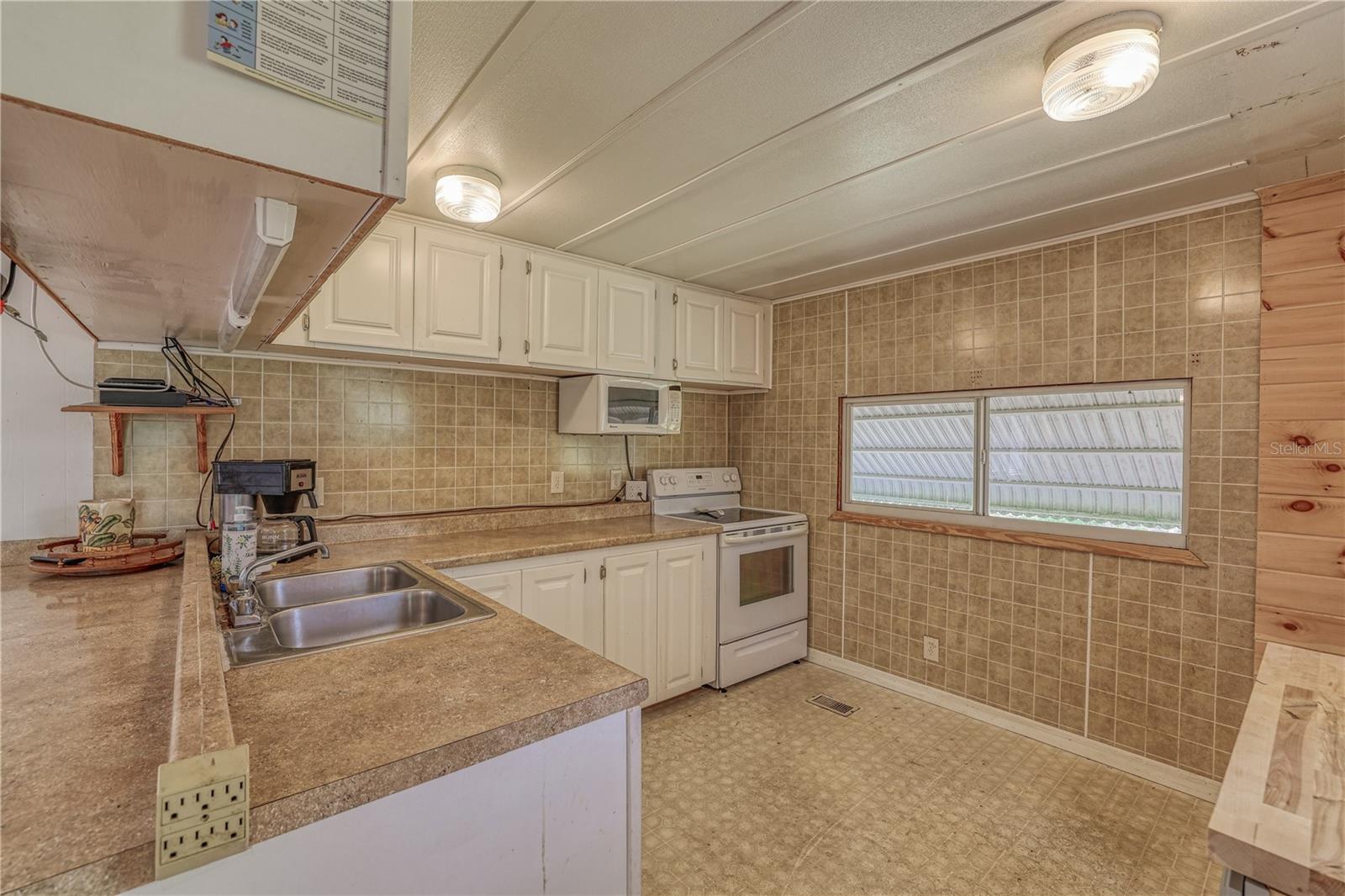 11390 Maripoe Rd Property Photo 12