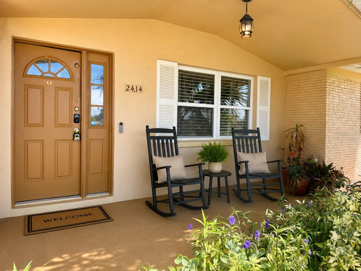 2414 Tahitian Dr Property Photo 3