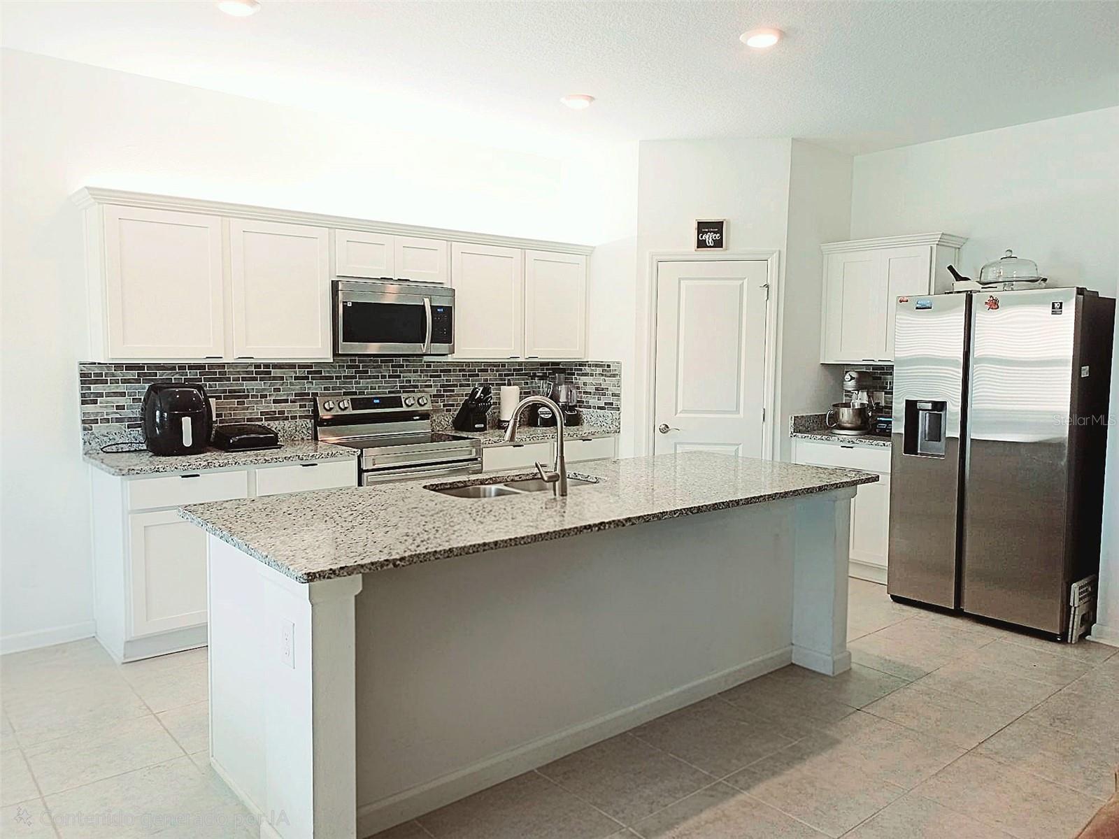 409 Conway Ave Property Photo 13