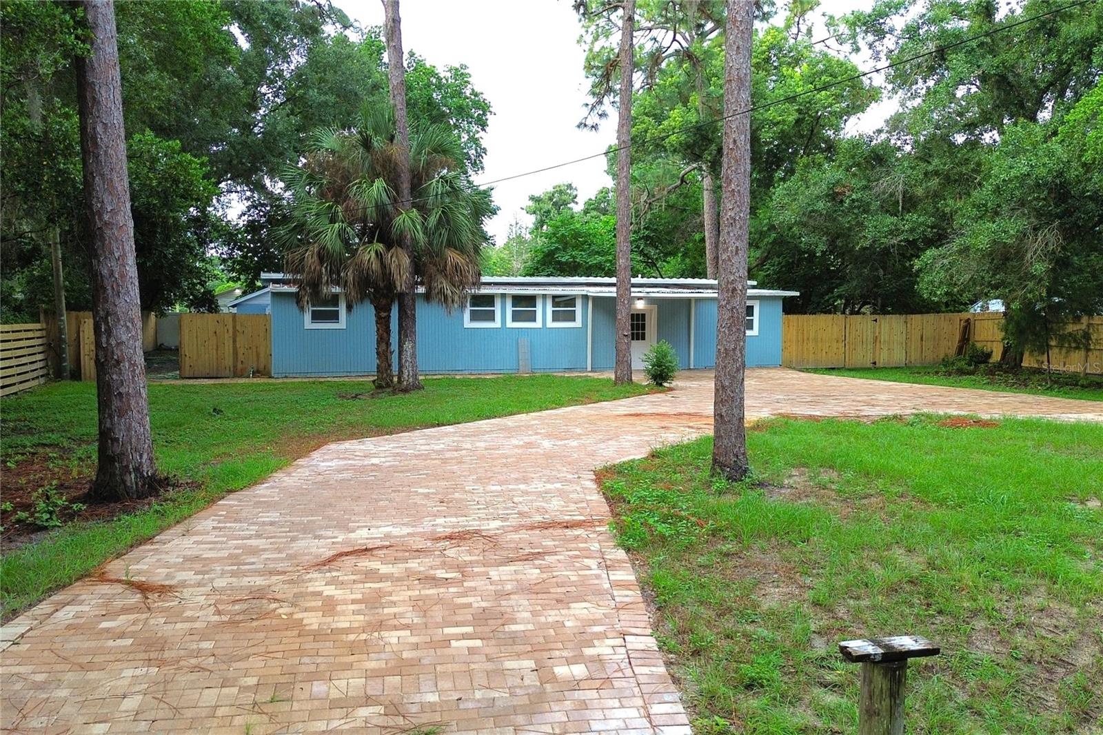 6934 Azlee Ave Property Photo 4