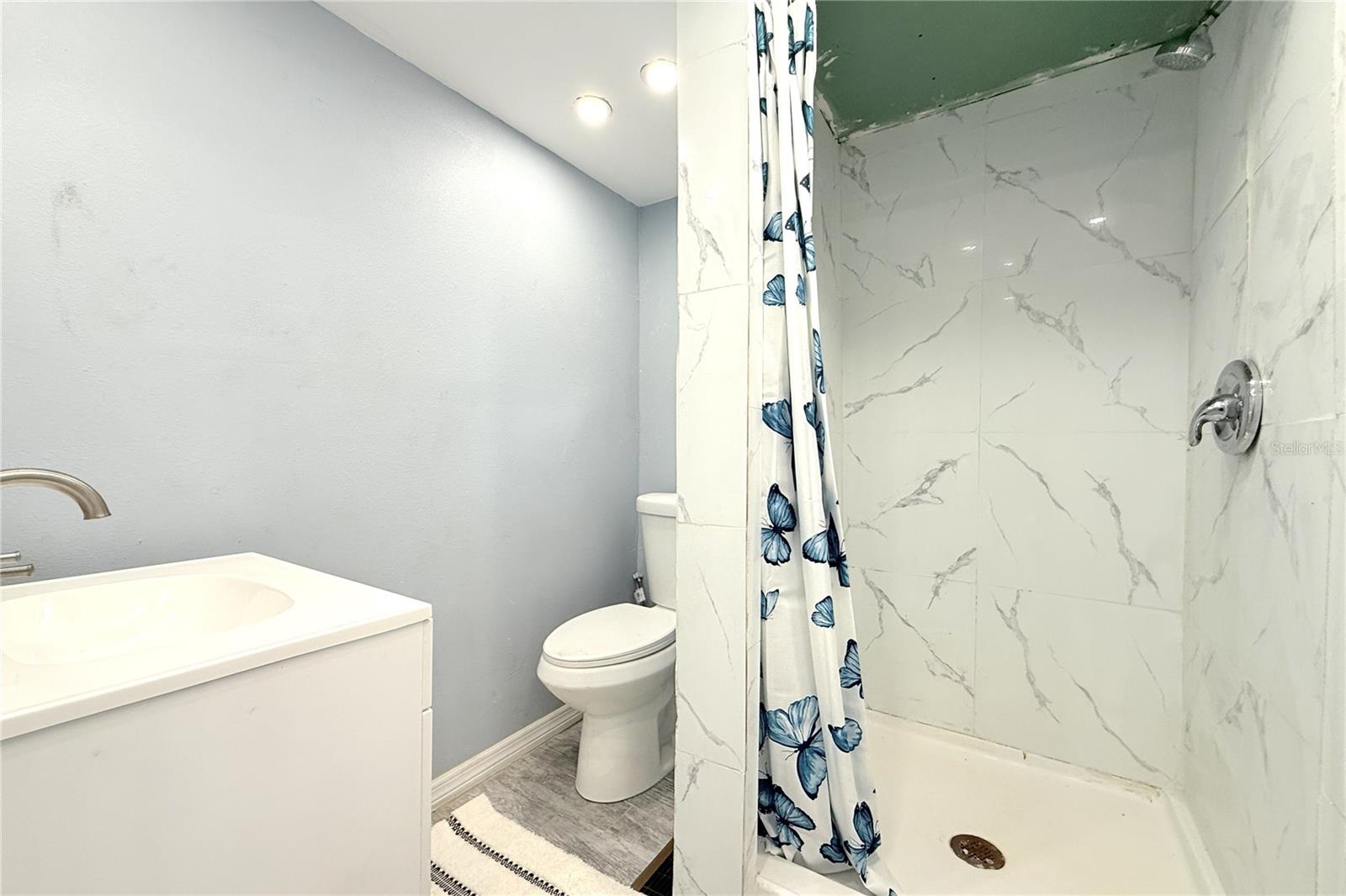 6934 Azlee Ave Property Photo 29