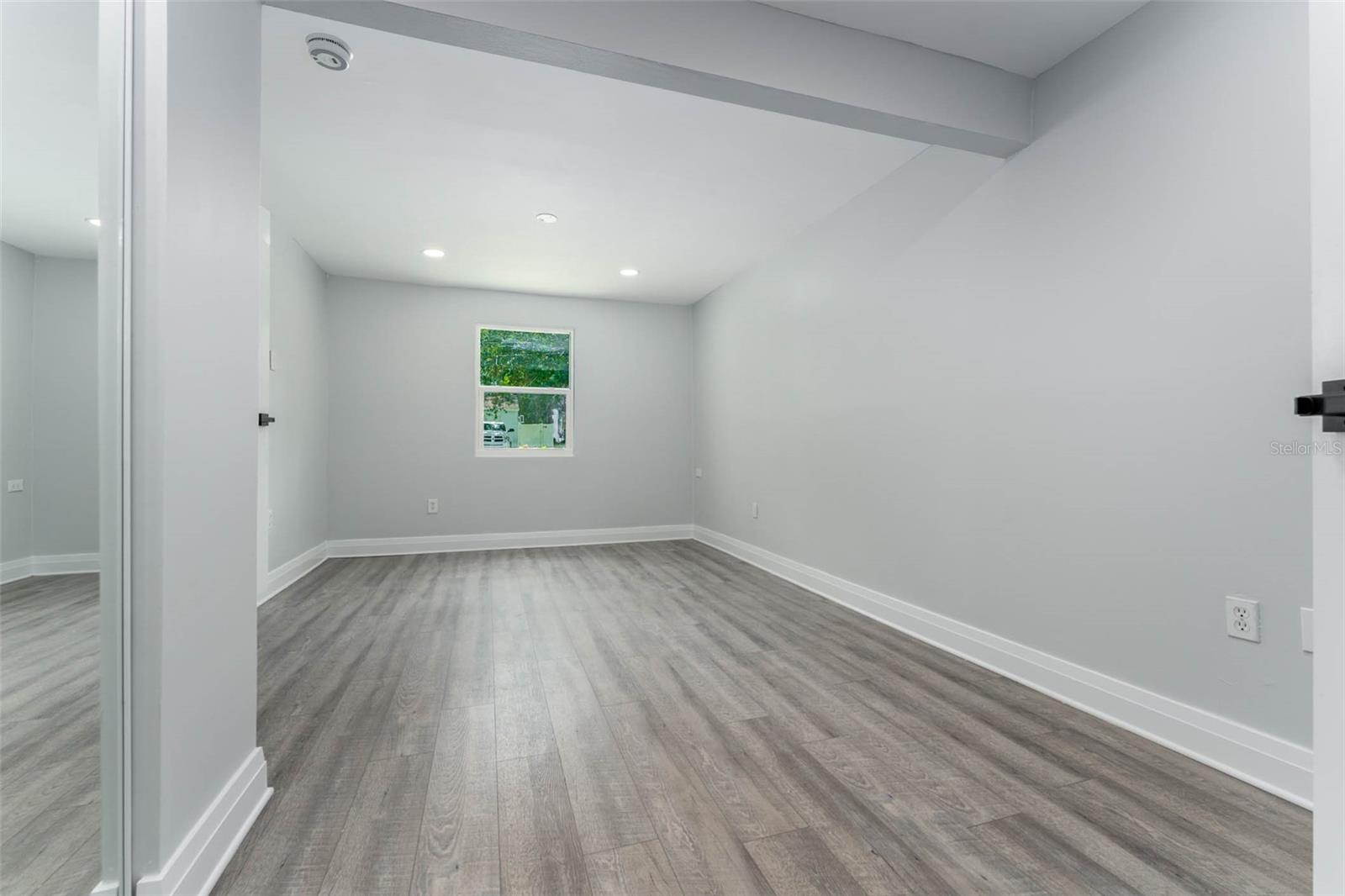 3018 E Norfolk St Property Photo 10