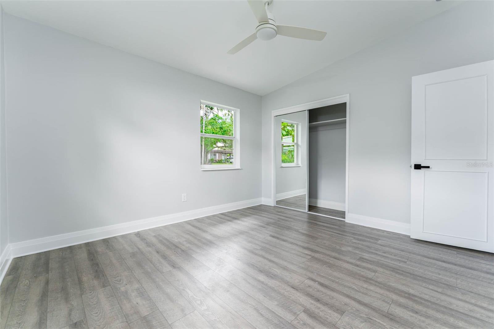 3018 E Norfolk St Property Photo 14
