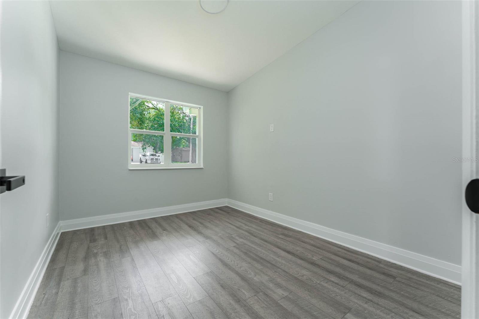 3018 E Norfolk St Property Photo 17