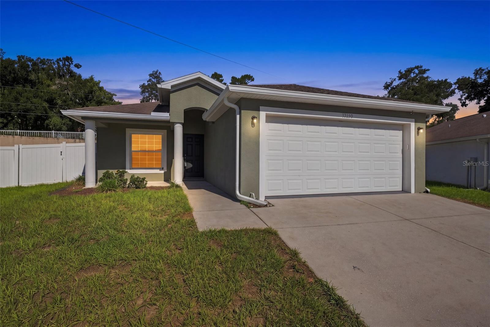 37150 Highland Bluff Cir Property Photo 1