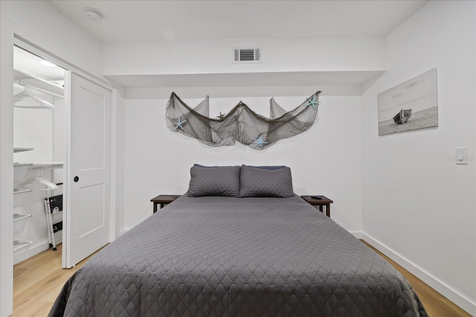 253 Rex Pl #b Property Photo 13