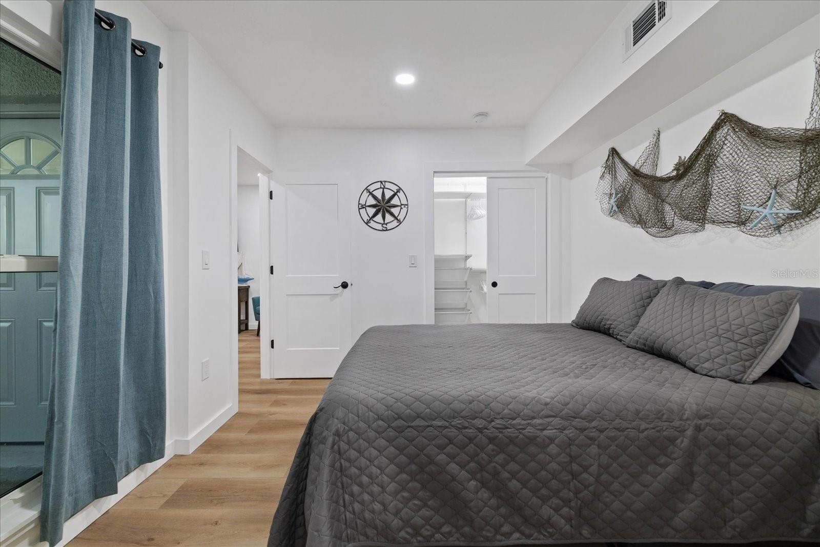 253 Rex Pl #b Property Photo 17