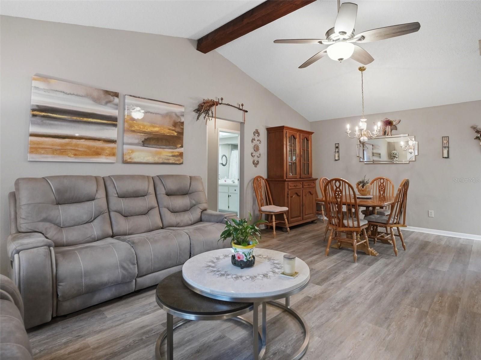 24088 Eppley Dr Property Photo 3