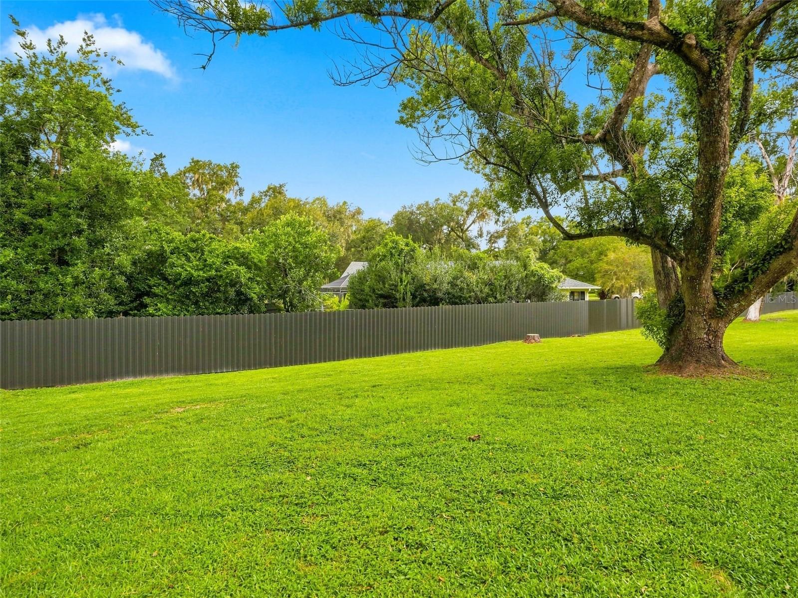 24088 Eppley Dr Property Photo 31