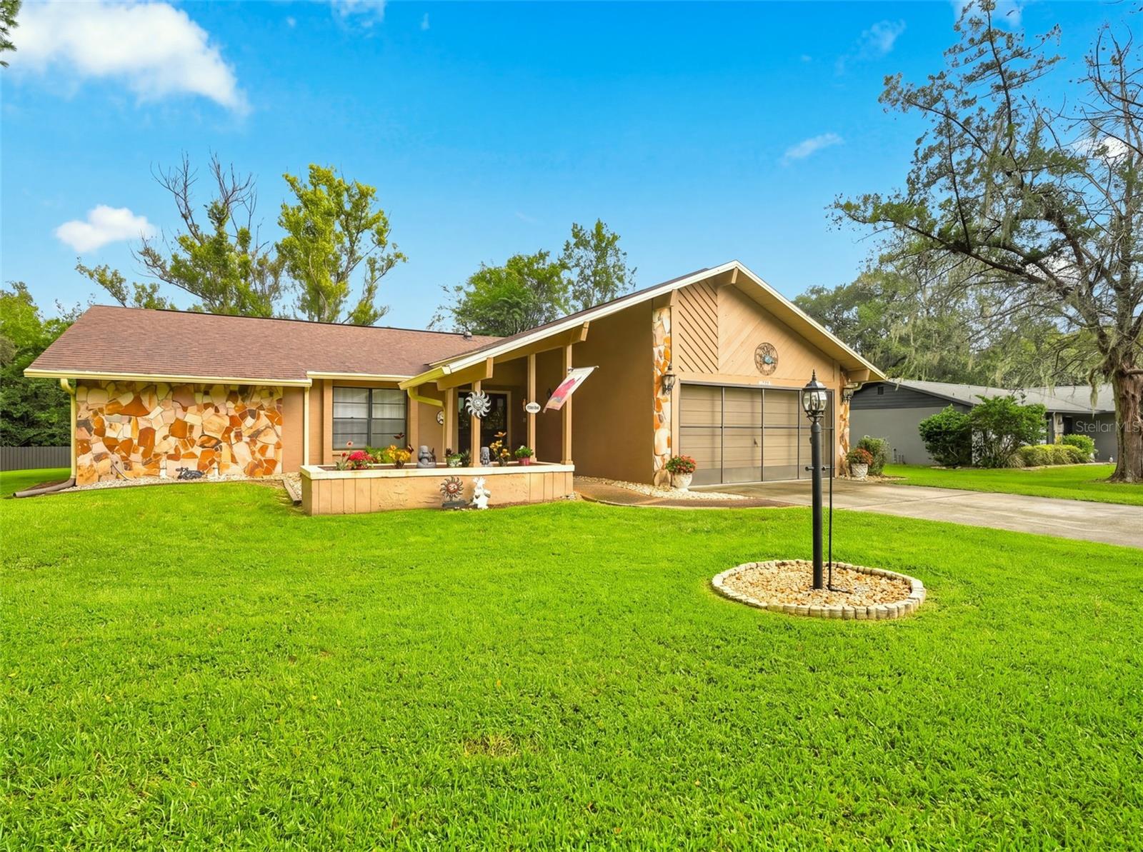 24088 Eppley Dr Property Photo 33