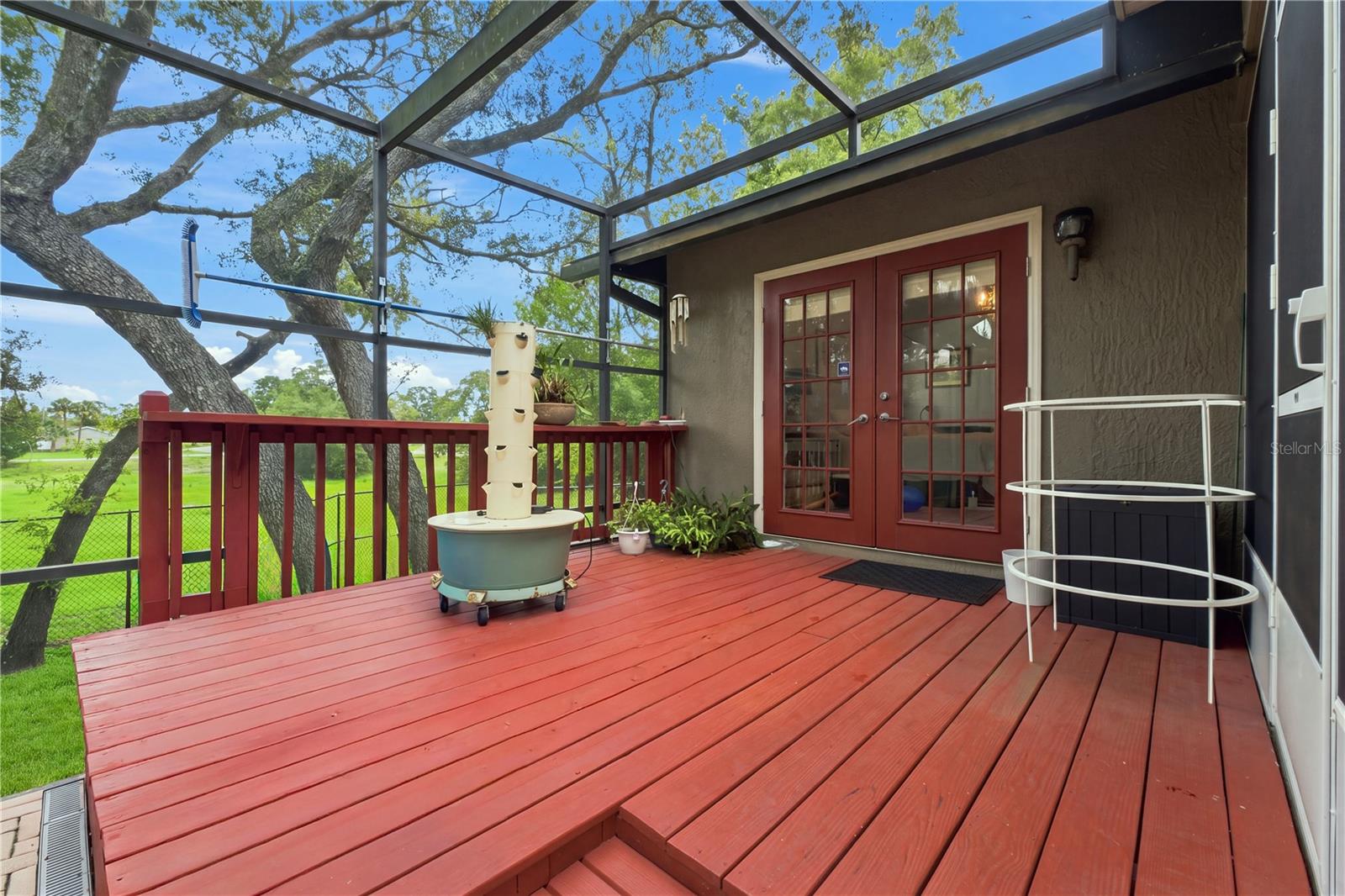 8171 Chaucer Dr Property Photo 36