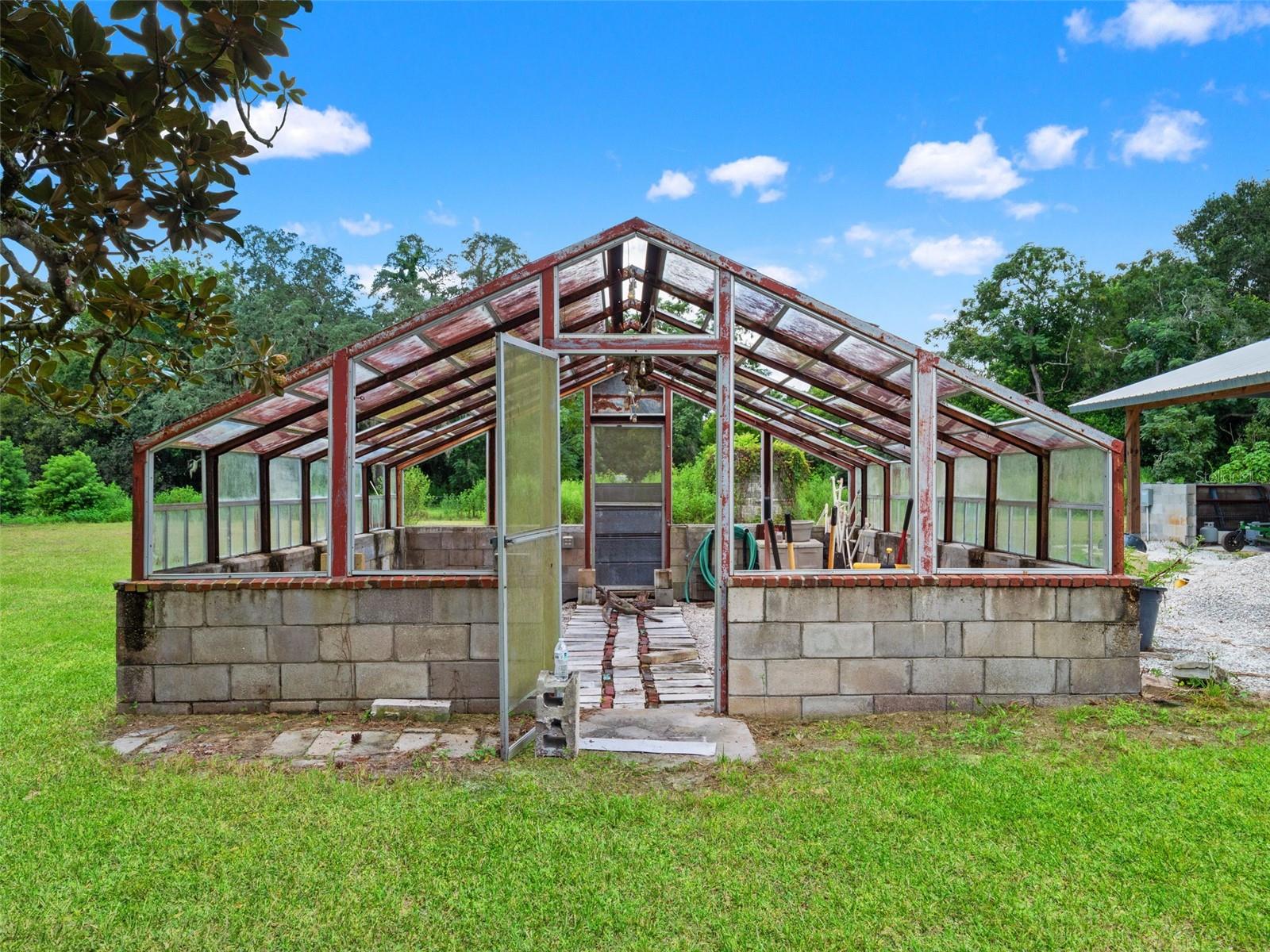 255 Benes Rd Property Photo 5