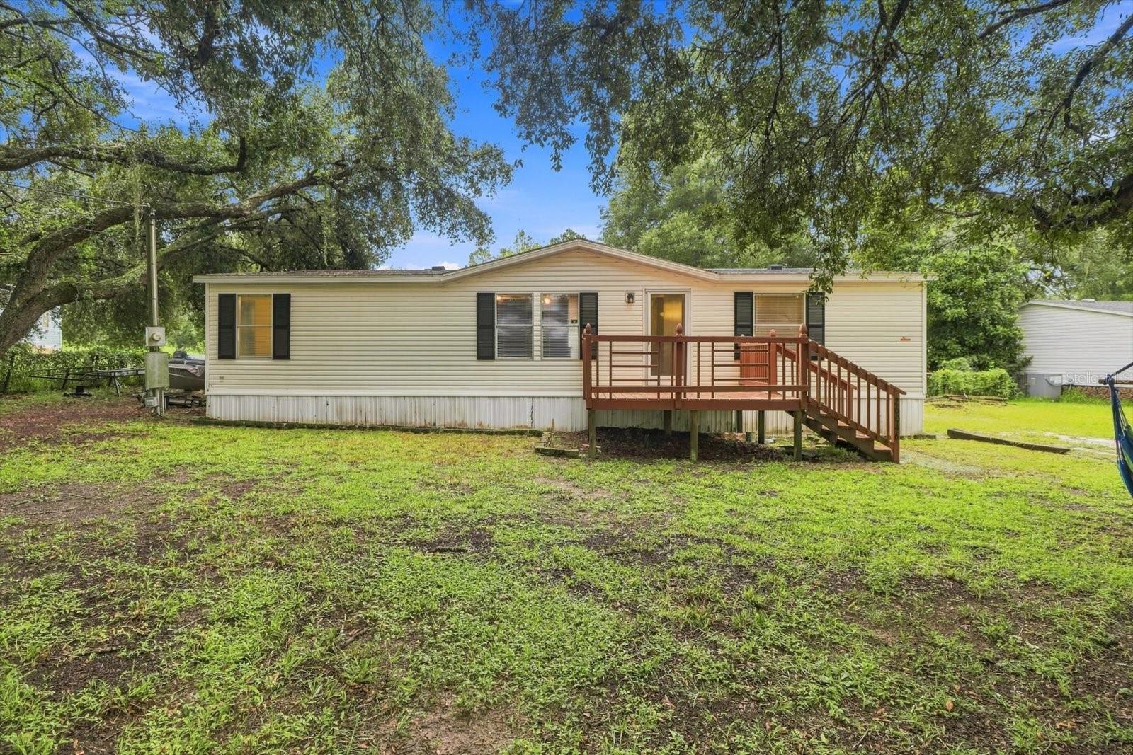 26046 SHAMOKIN DR