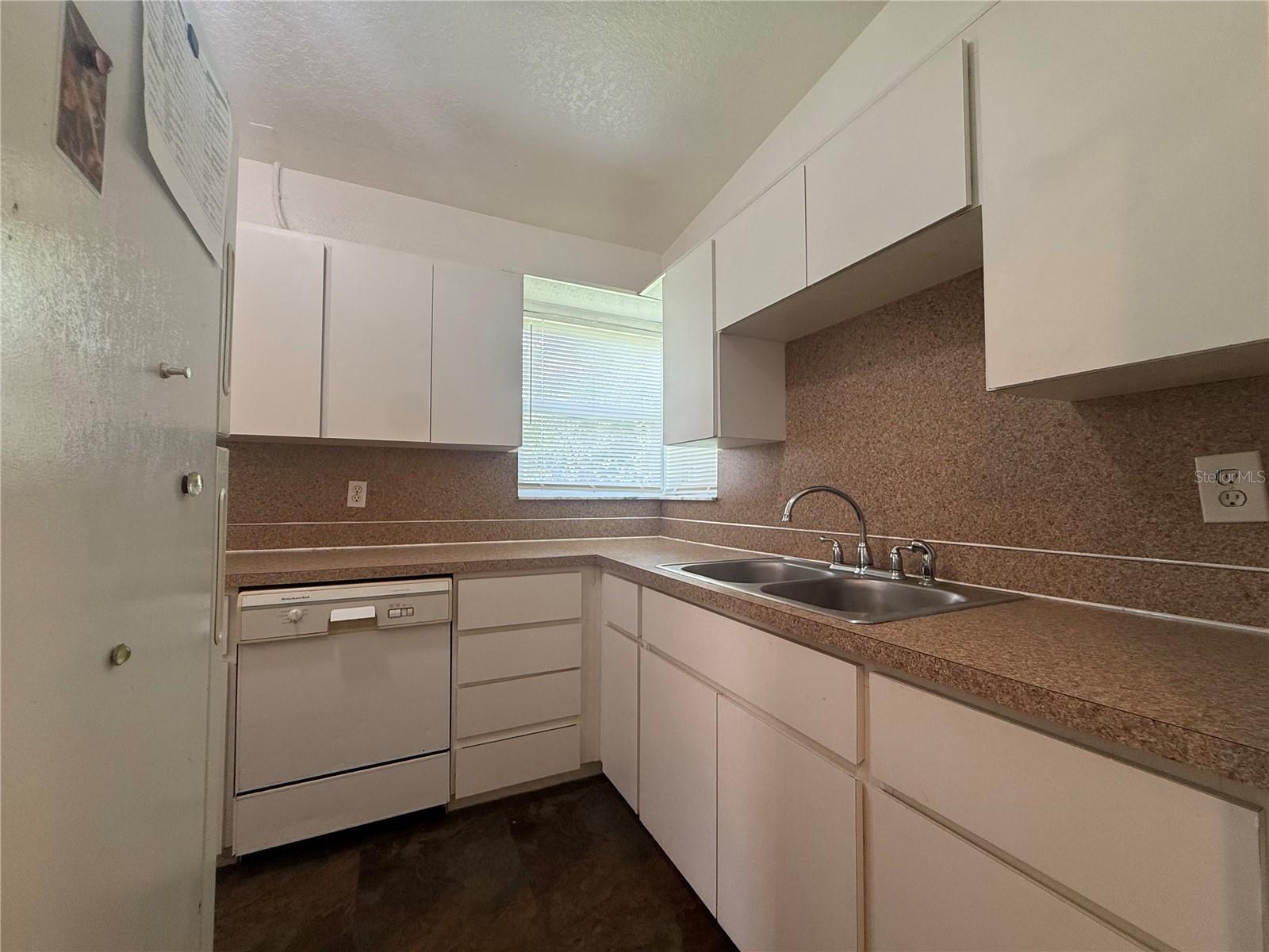 6415 Elder St Property Photo 9