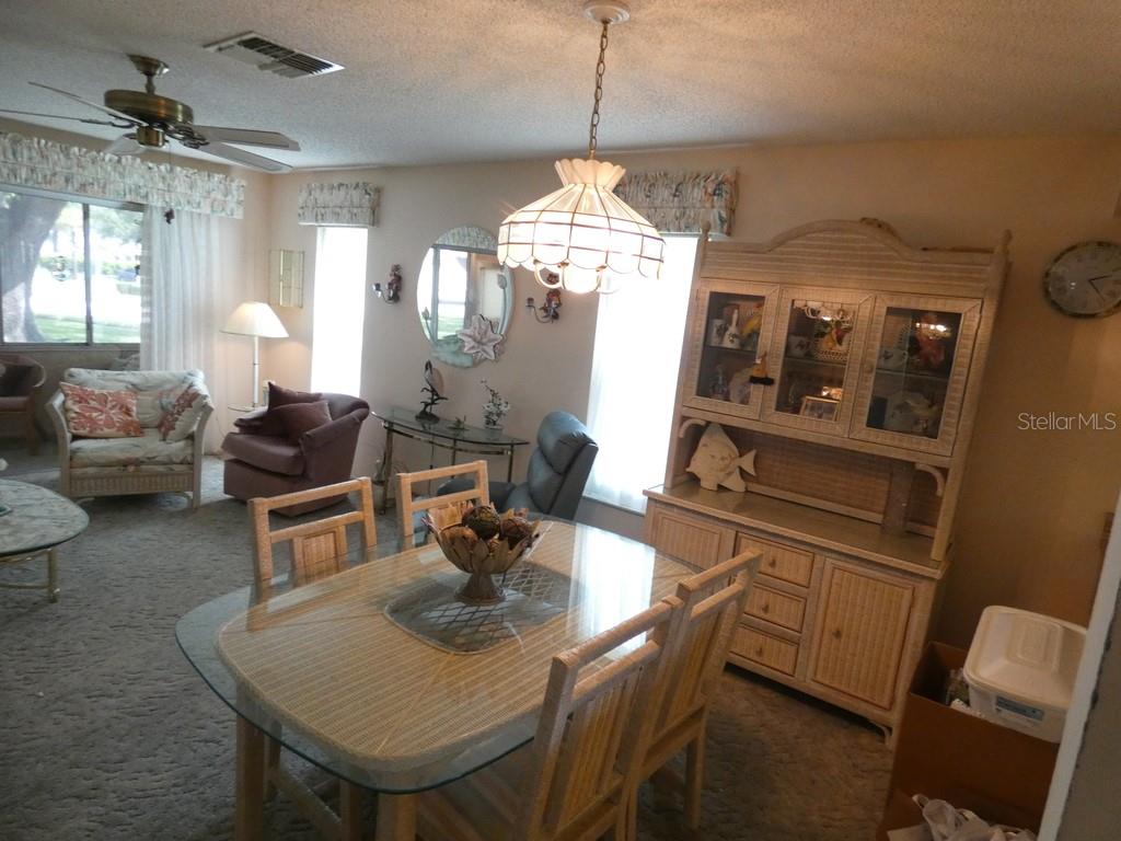 945 Madrid Dr Property Photo 7