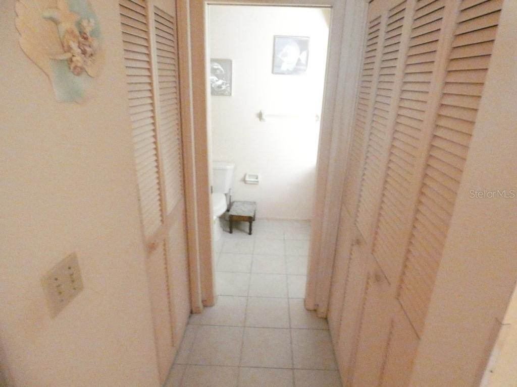 945 Madrid Dr Property Photo 12