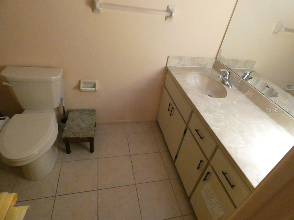 945 Madrid Dr Property Photo 20