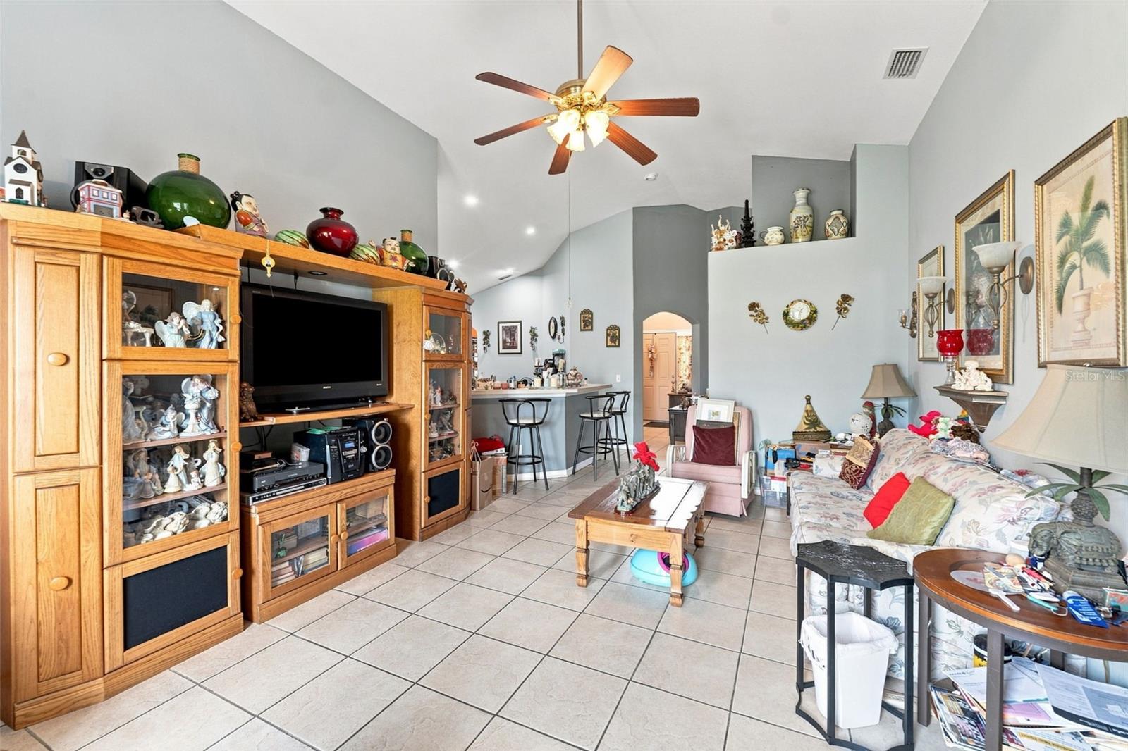 8464 Adele Rd Property Photo 6