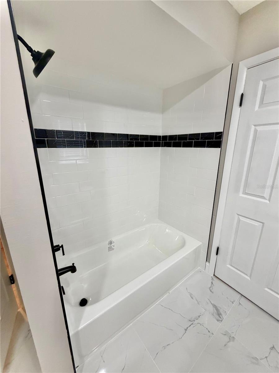 1202 Mandarin Dr Property Photo 24