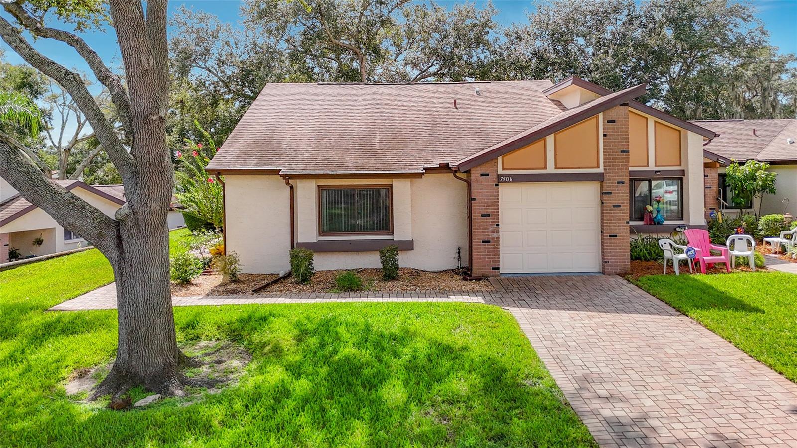 7406 HEATHER WALK DR Property Photo 1