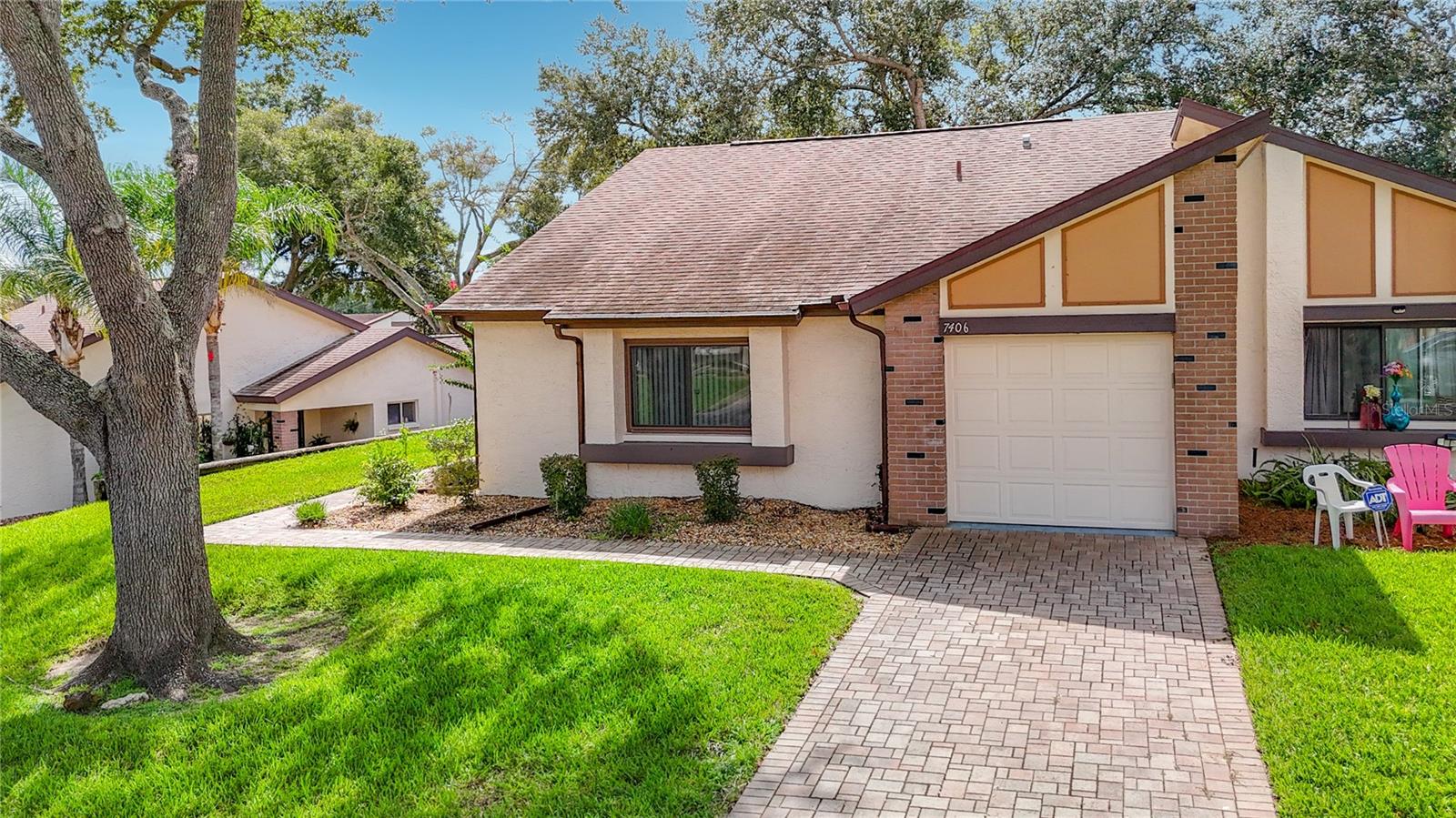7406 Heather Walk Dr Property Photo 4