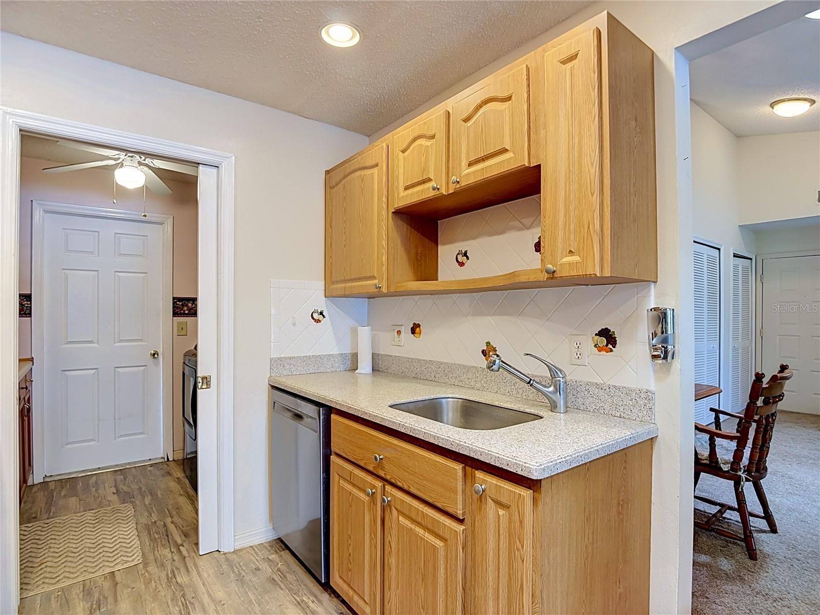 7406 Heather Walk Dr Property Photo 24