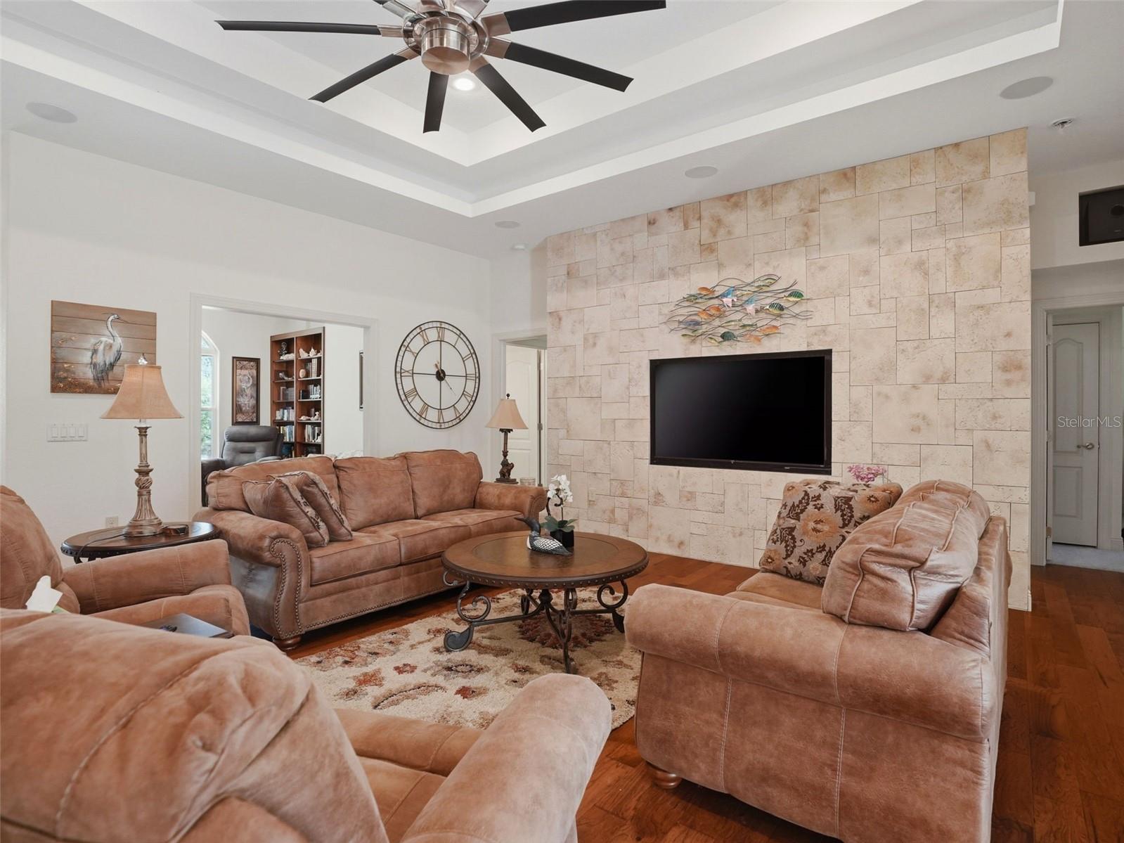 8333 Allen Dr Property Photo 18