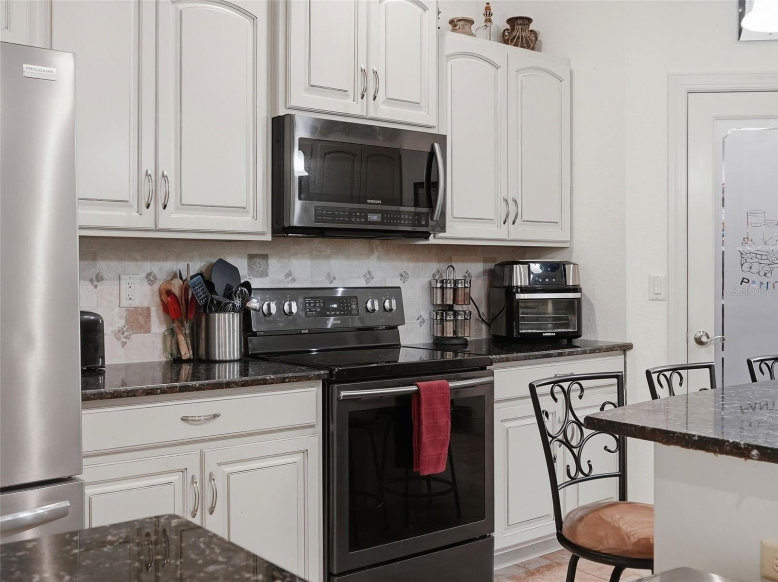 8333 Allen Dr Property Photo 23
