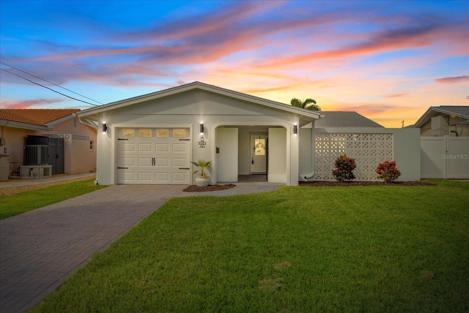 3961 Headsail Dr Property Photo 1