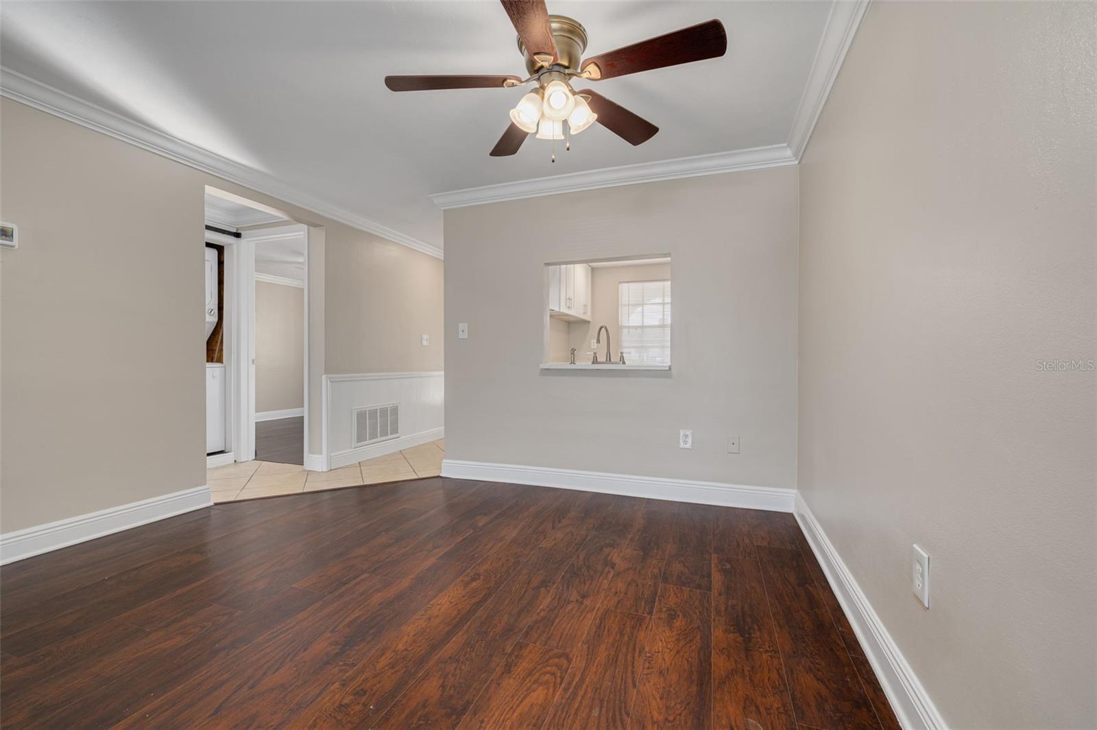 W7889235 Property Photo 8