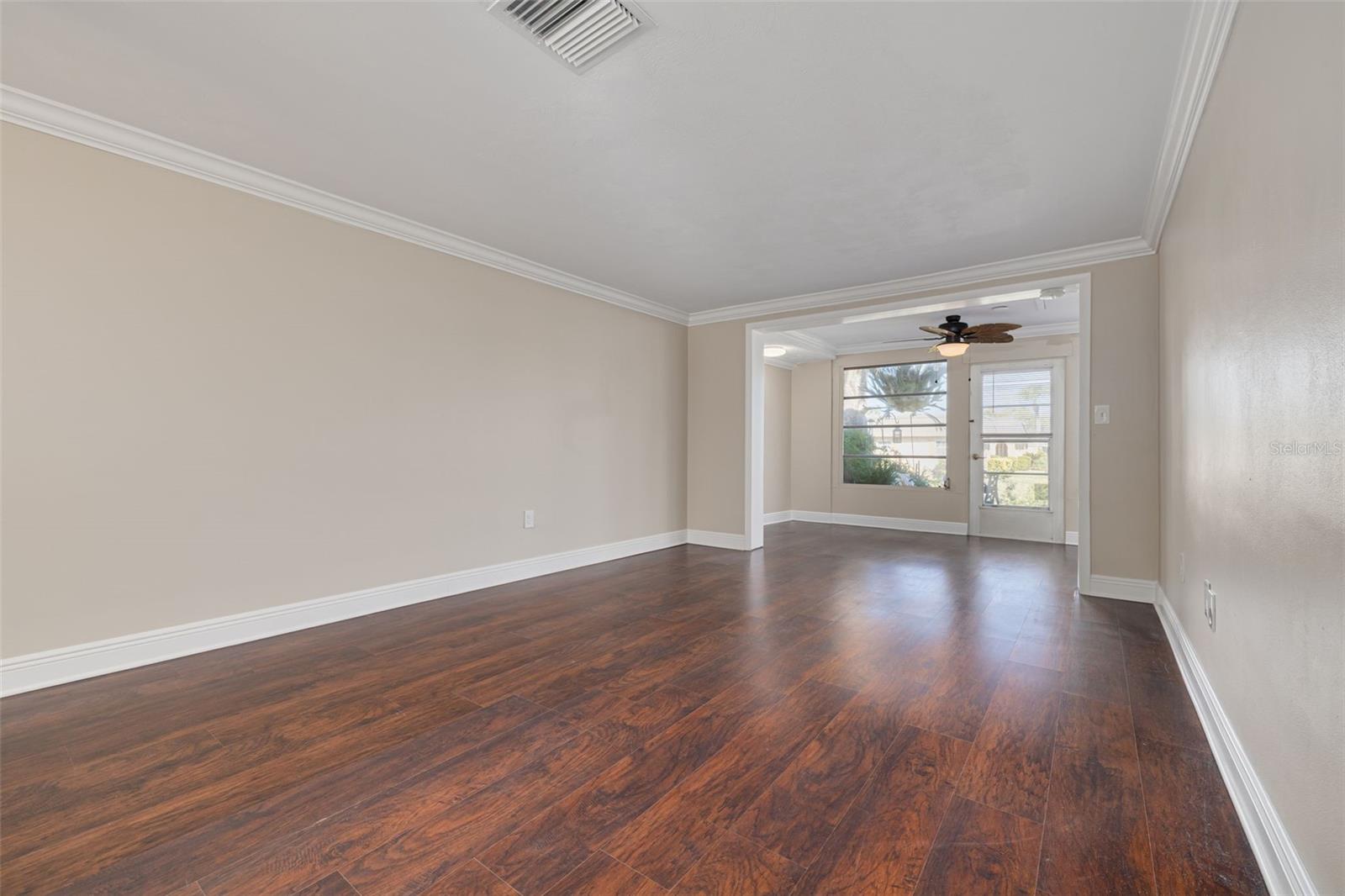 W7889235 Property Photo 9