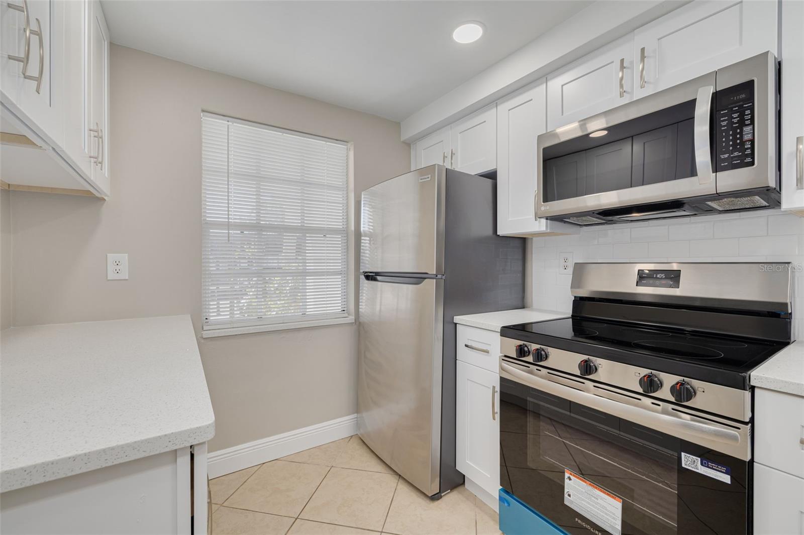 W7889235 Property Photo 15