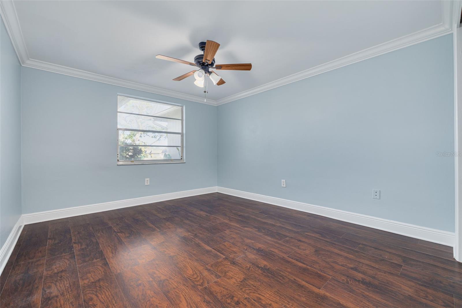 W7889235 Property Photo 18