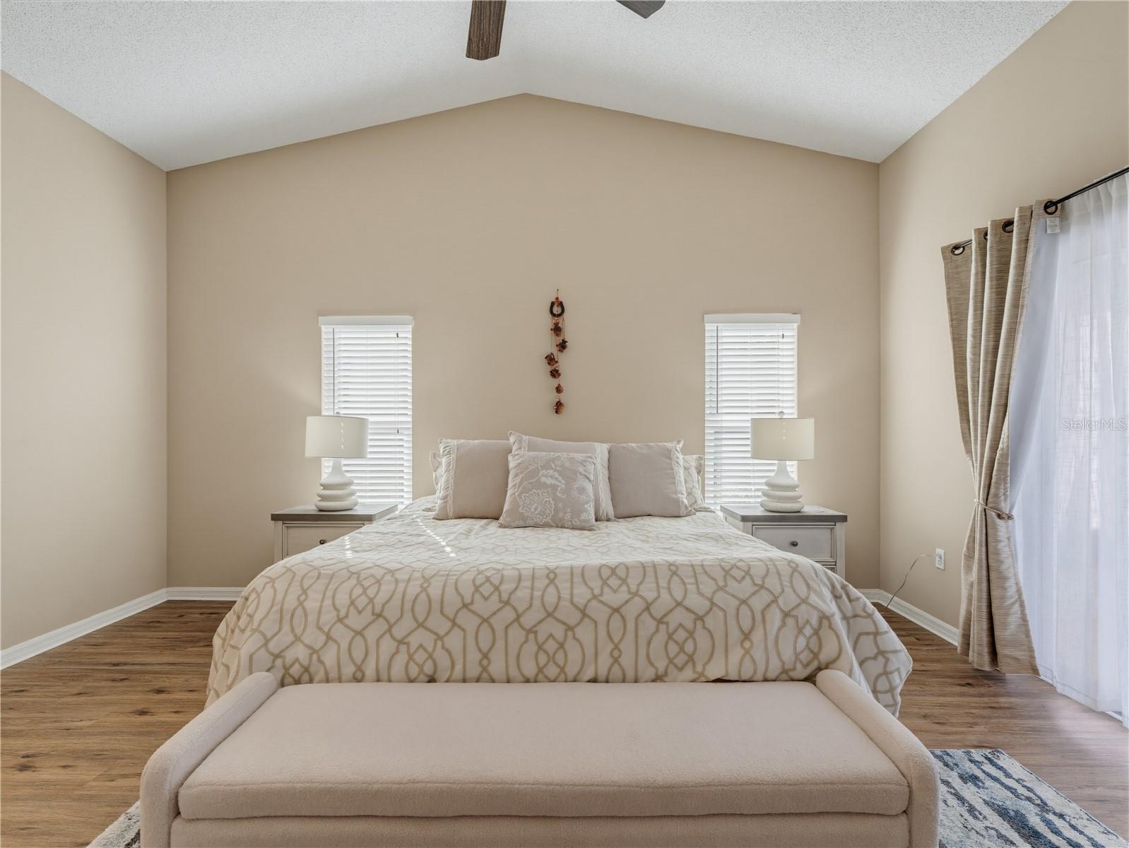 13446 Newcastle Ave Property Photo 25
