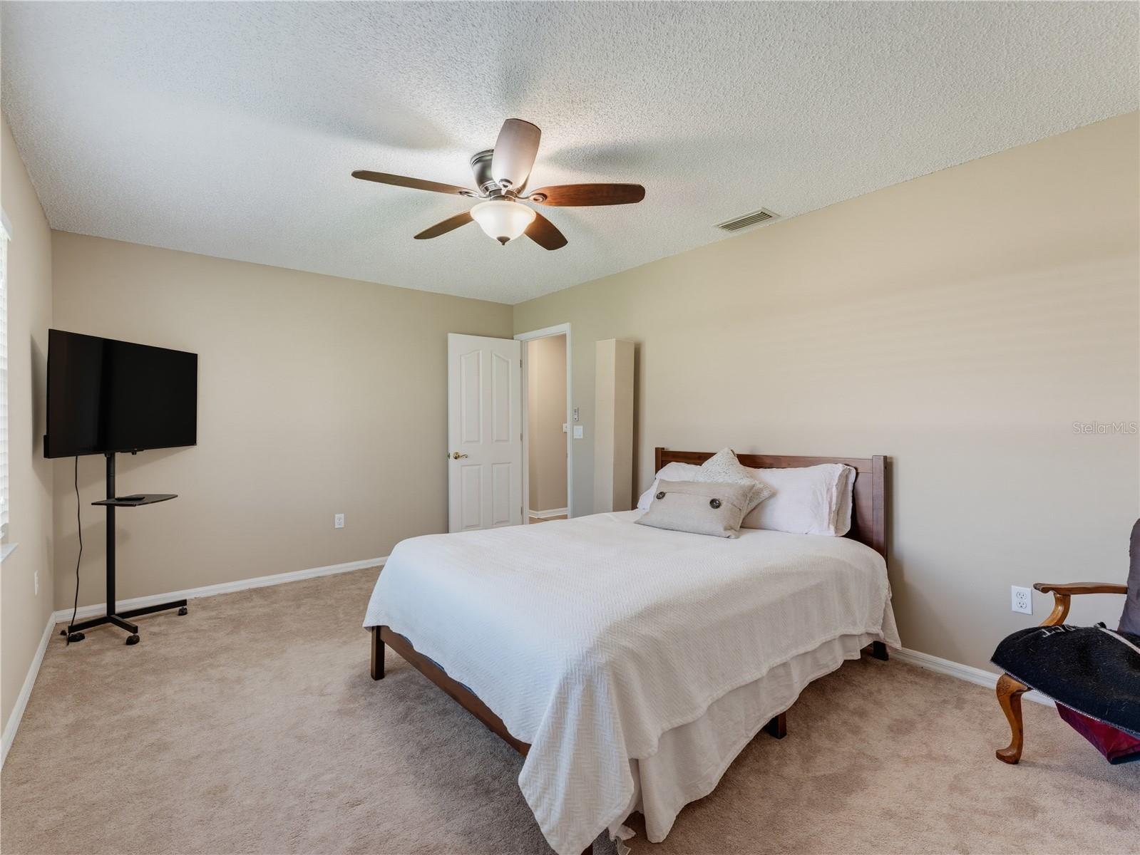 13446 Newcastle Ave Property Photo 30