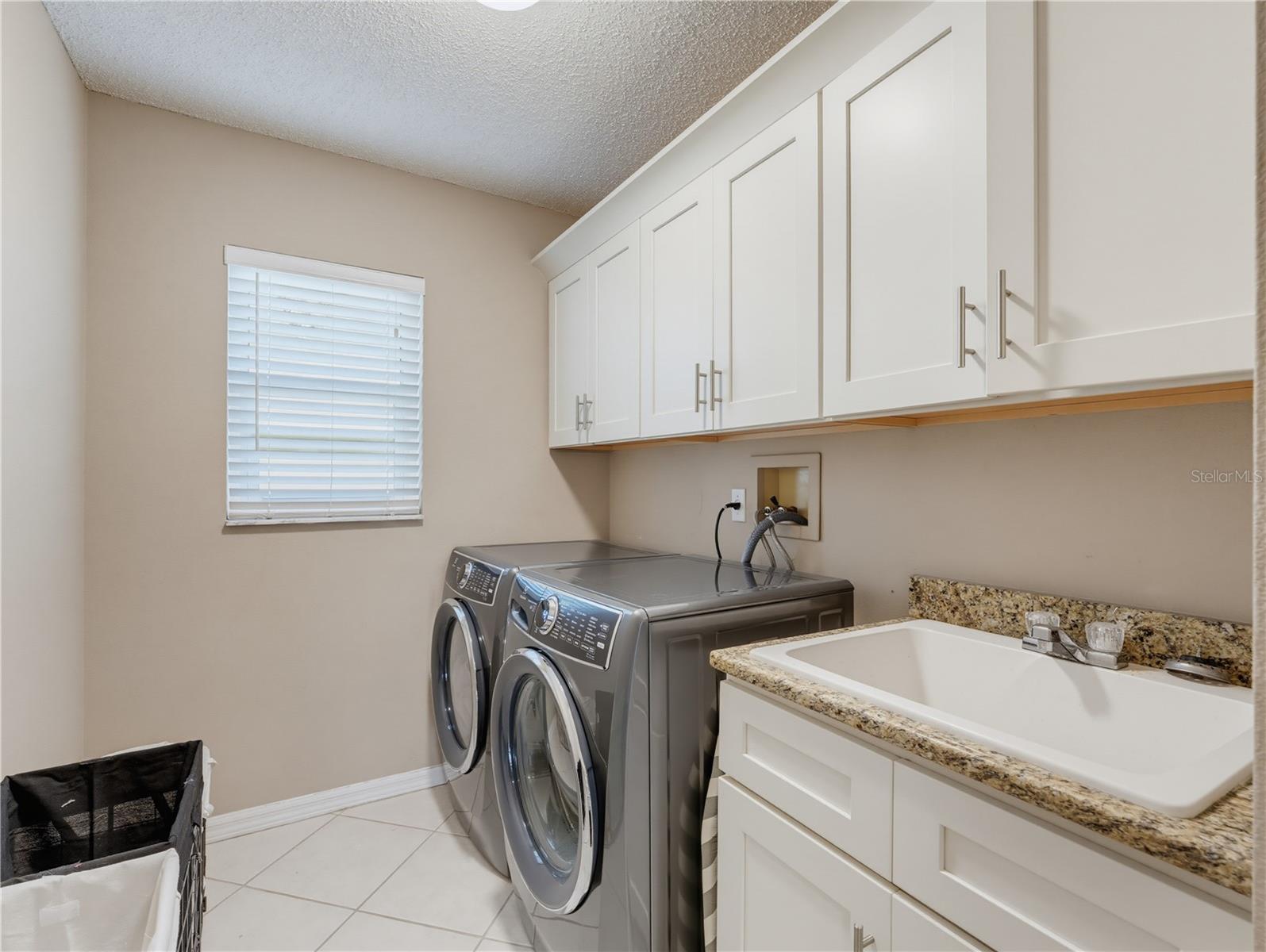 13446 Newcastle Ave Property Photo 35