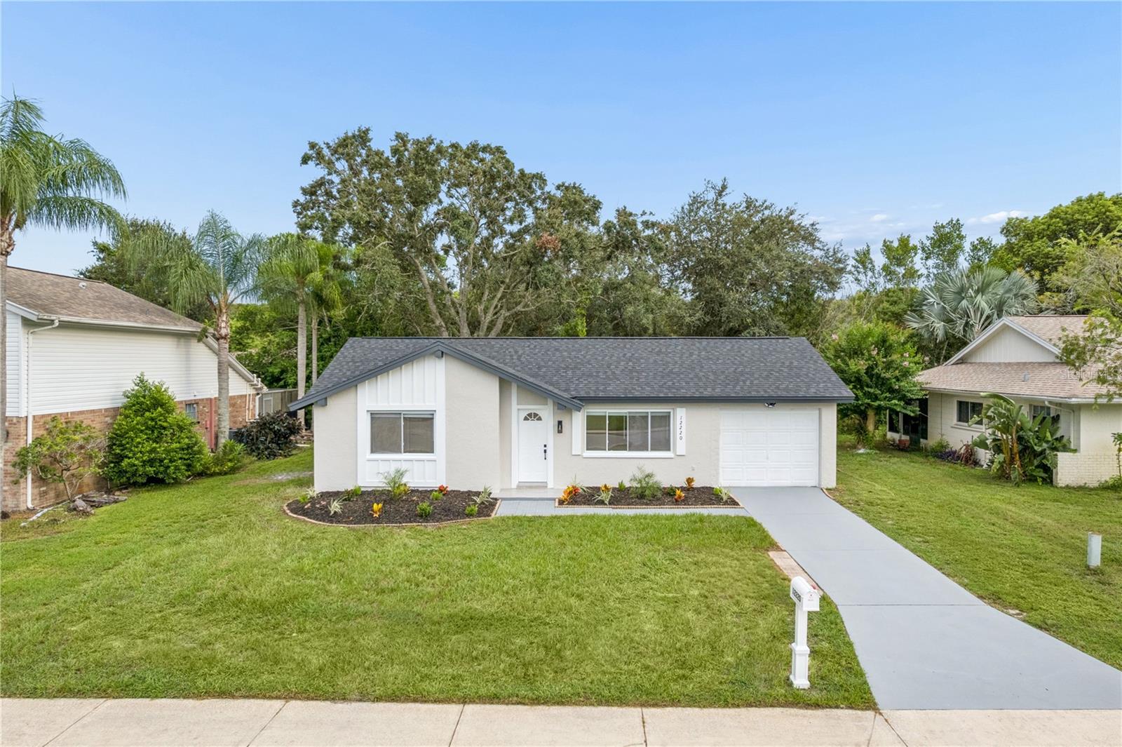 12220 MEADOWBROOK LN Property Photo 1