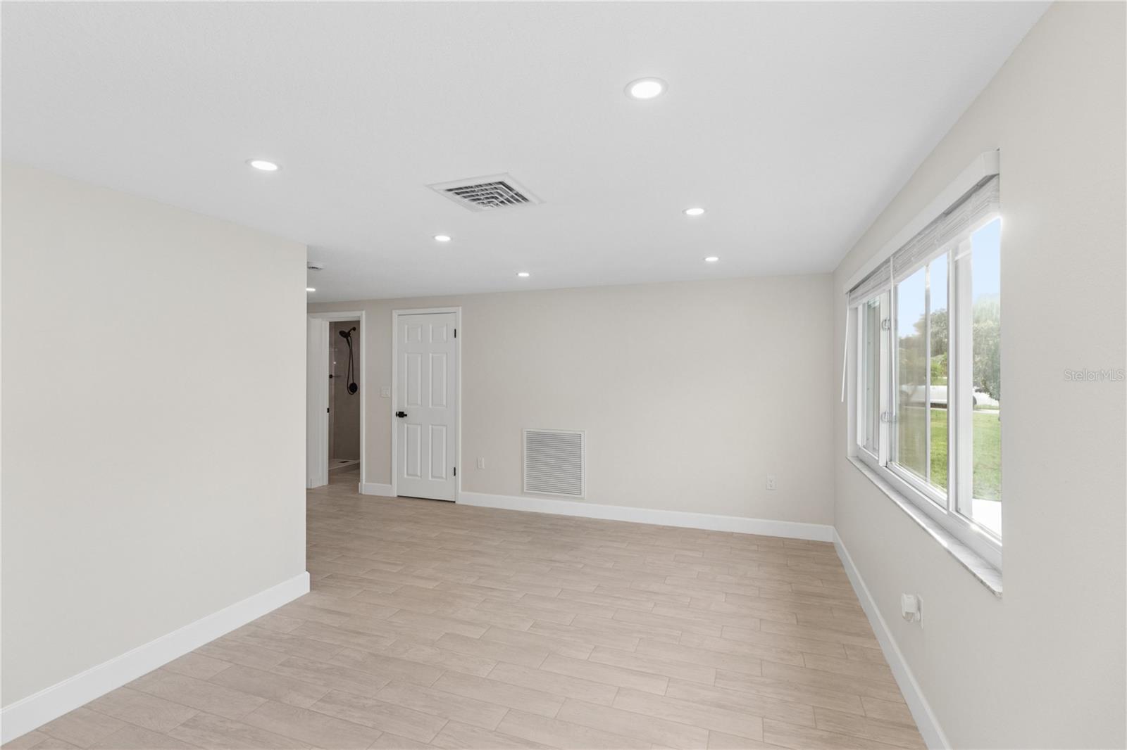 12220 Meadowbrook Ln Property Photo 11