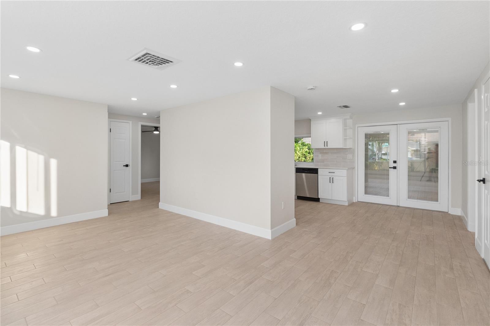12220 Meadowbrook Ln Property Photo 26