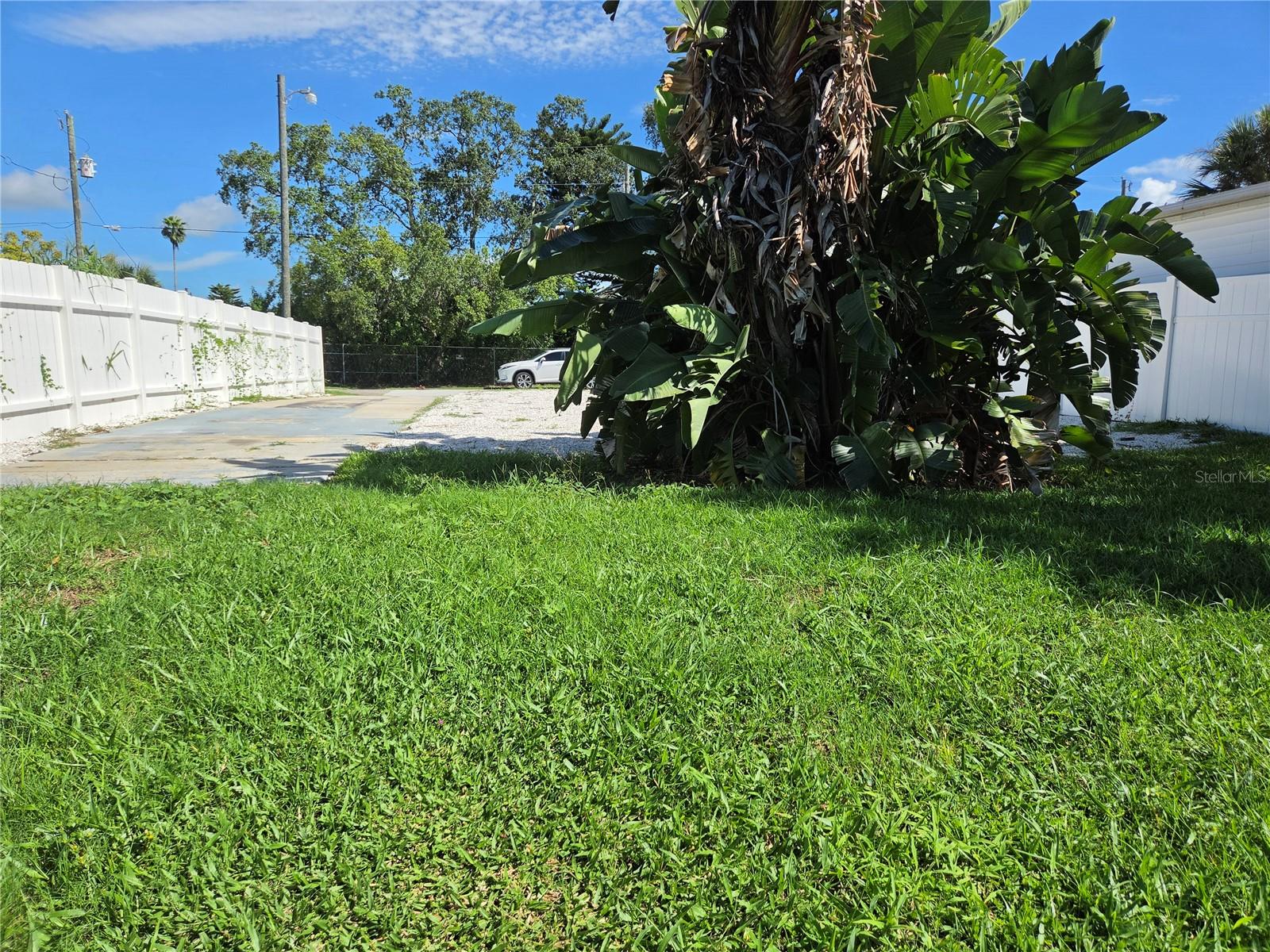 6814 Puffin Ln Property Photo 2