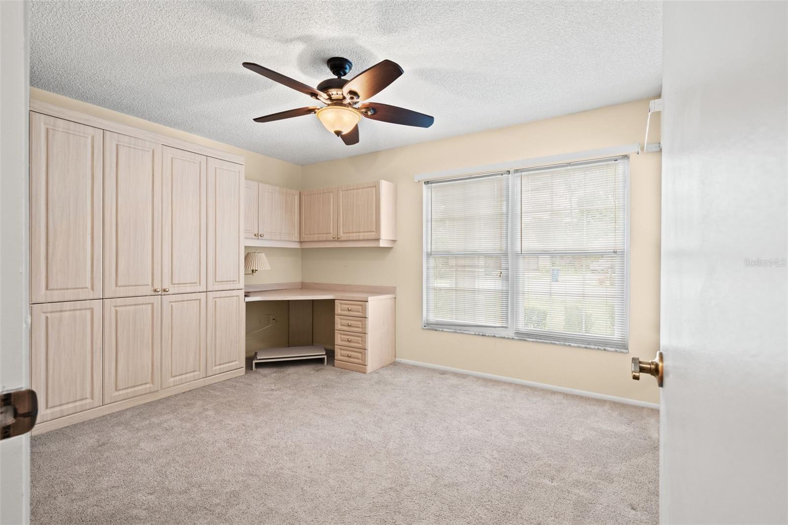 6090 Elcona Ct Property Photo 18