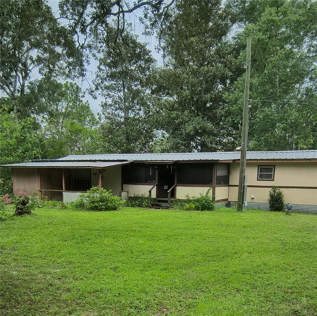 18250 CAUFIELD RD Property Photo 1